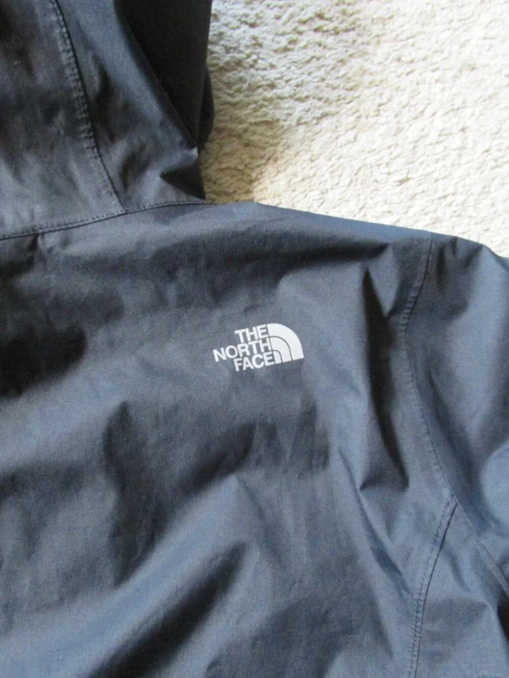 The North Face Girls L 14/16 Dry Vent Waterproof Black Hooded Shell Jacket